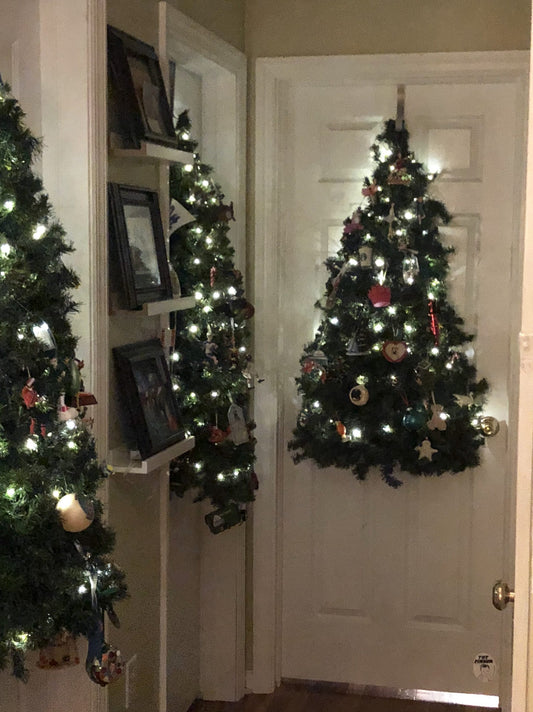 Hanging Christmas Door Trees!