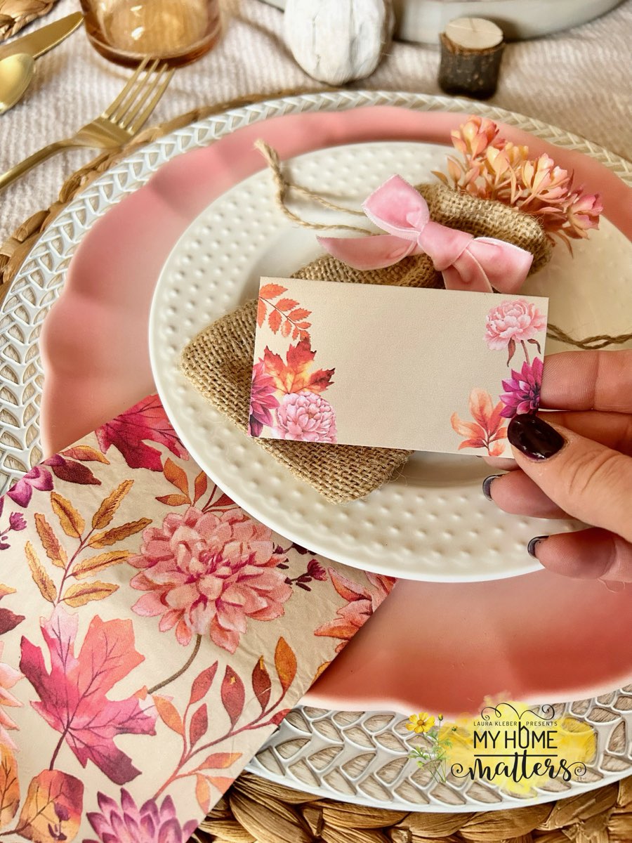 Place Cards | Fall Flowers Pink