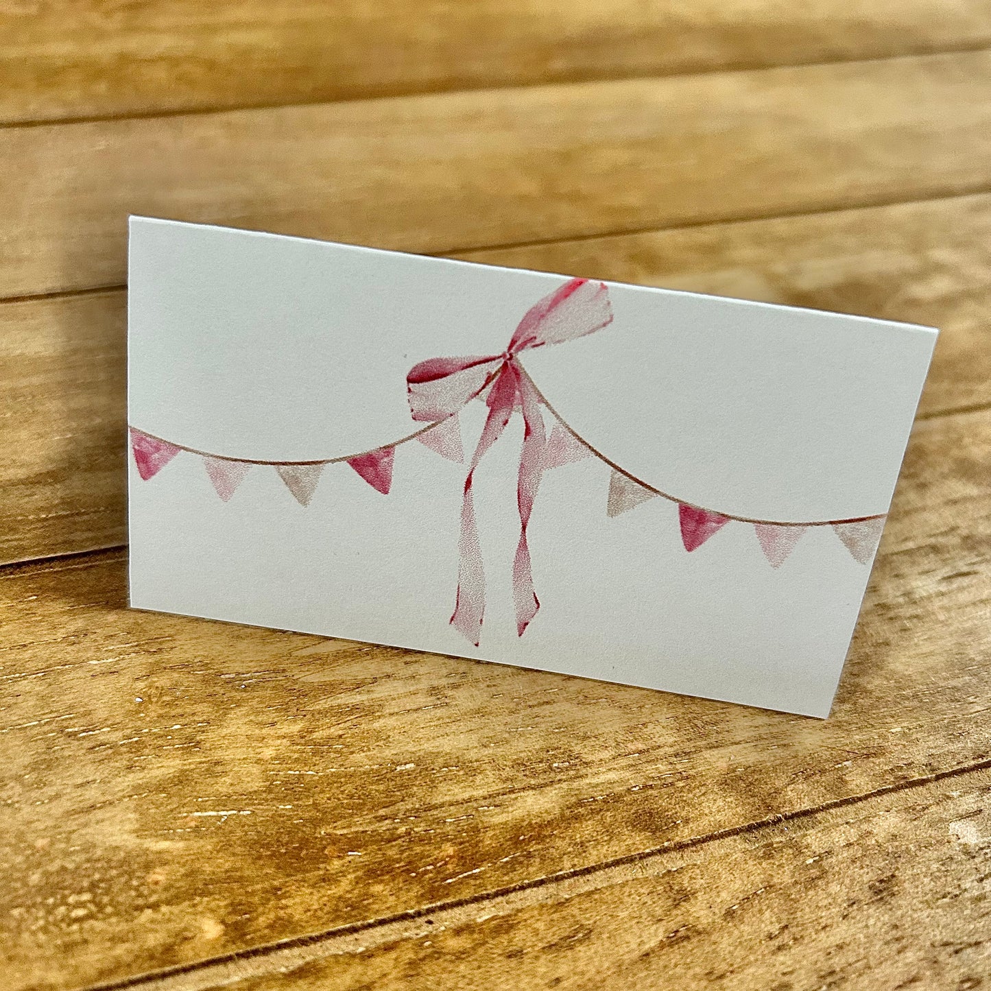 Place Cards | Pink Garland