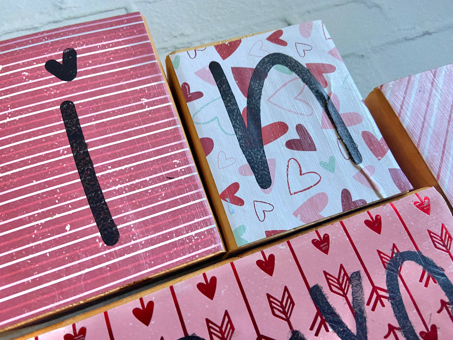 Reversible Letter Blocks - Be Mine + Frosty