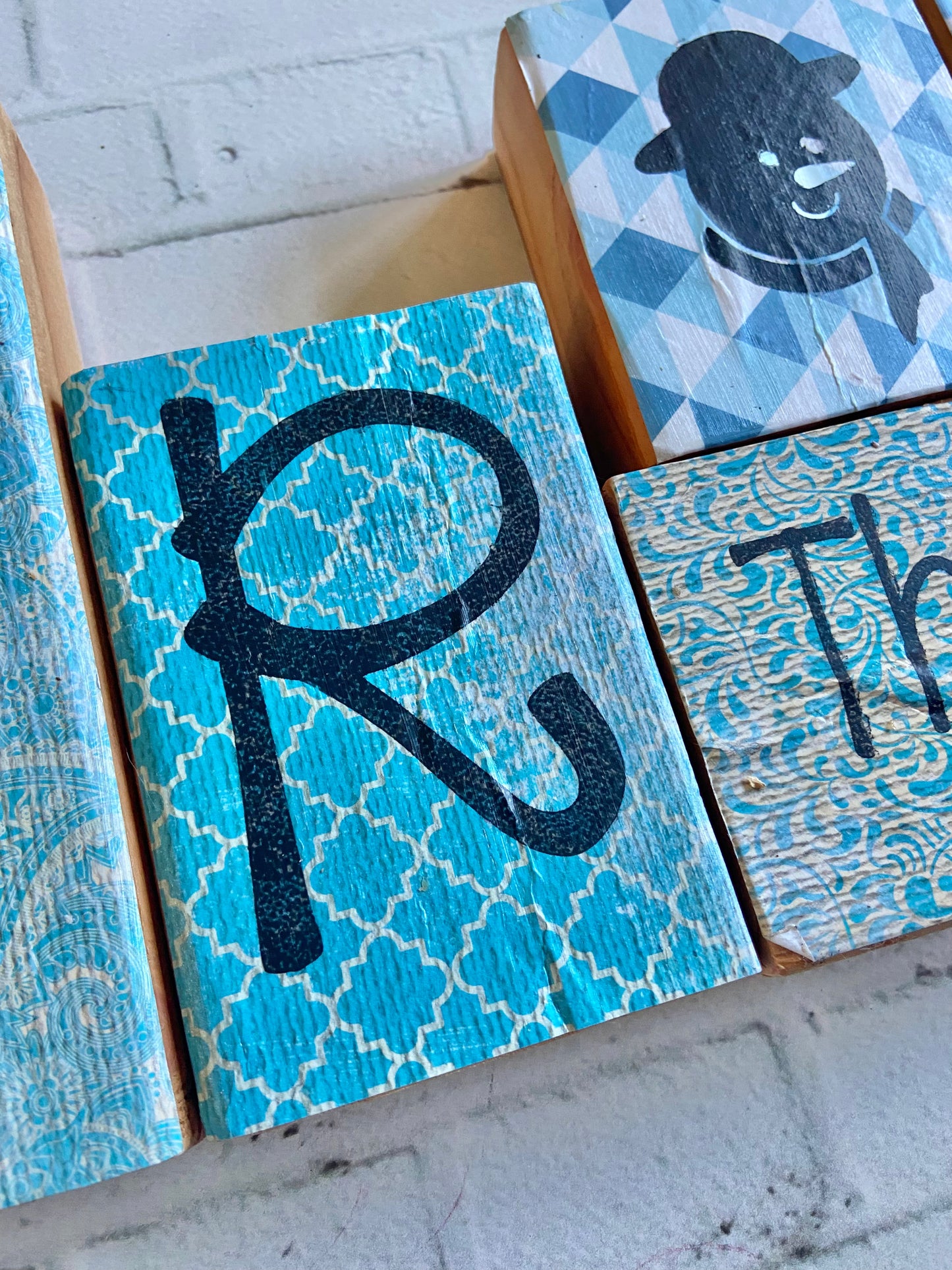 Reversible Letter Blocks - Be Mine + Frosty