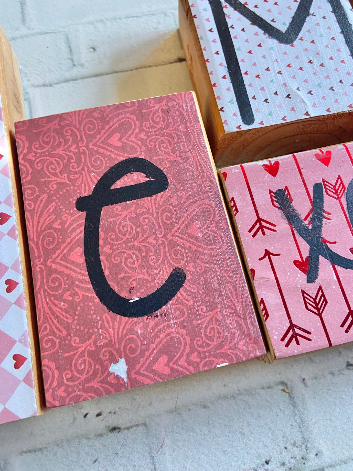 Reversible Letter Blocks - Be Mine + Frosty