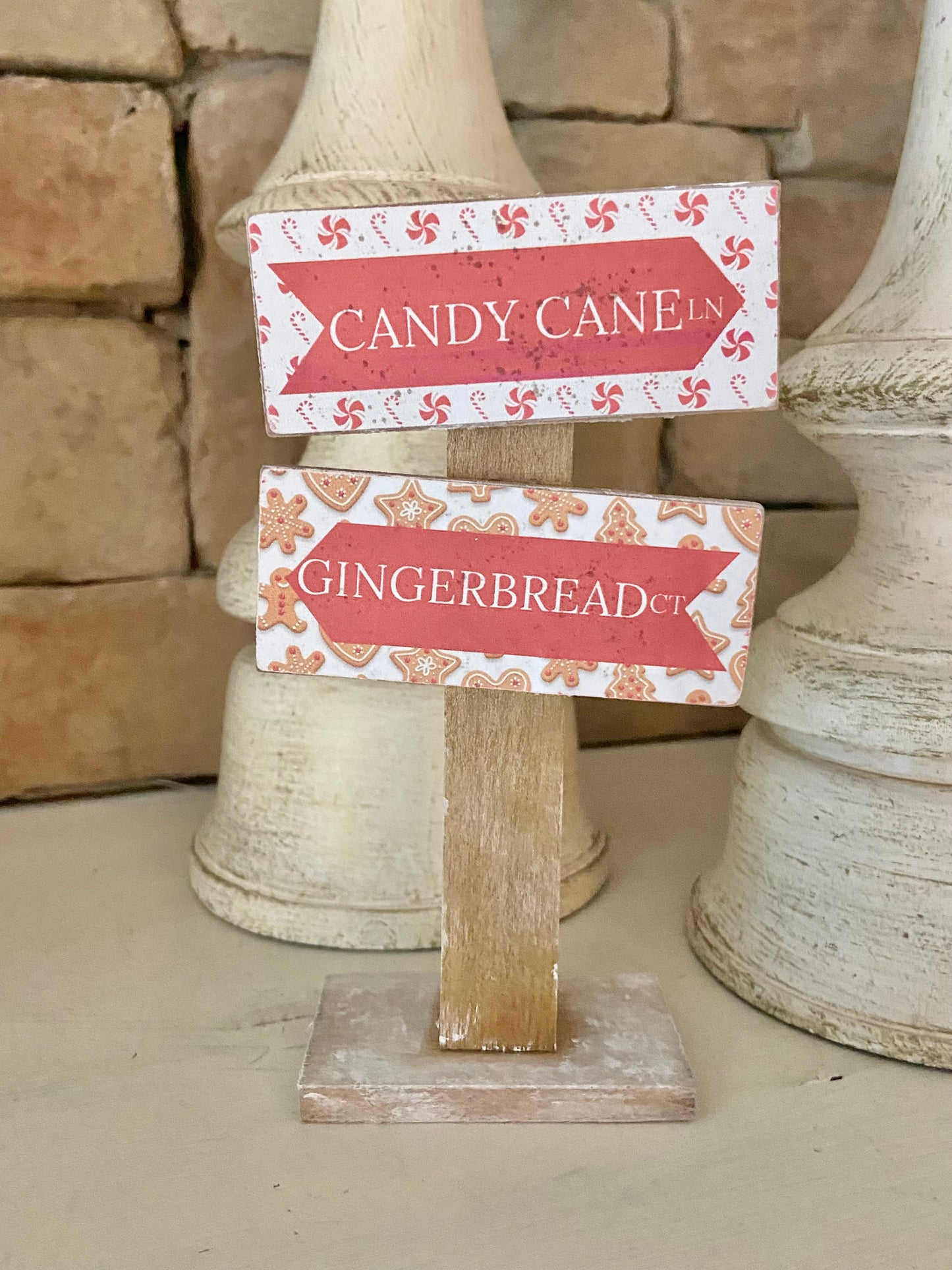 DIY Holiday Directional Signs Kit
