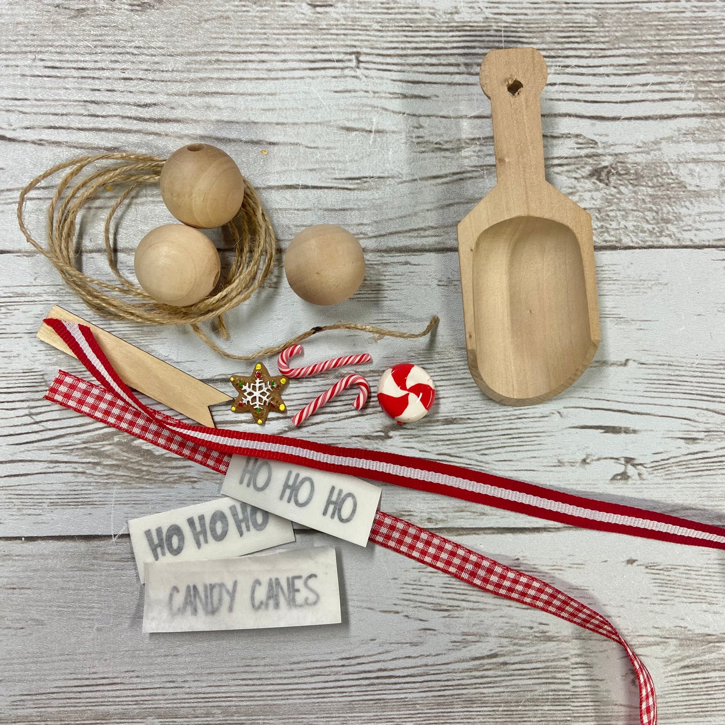 DIY Beaded Scooper - Holiday 2023 (Lmt. Ed)