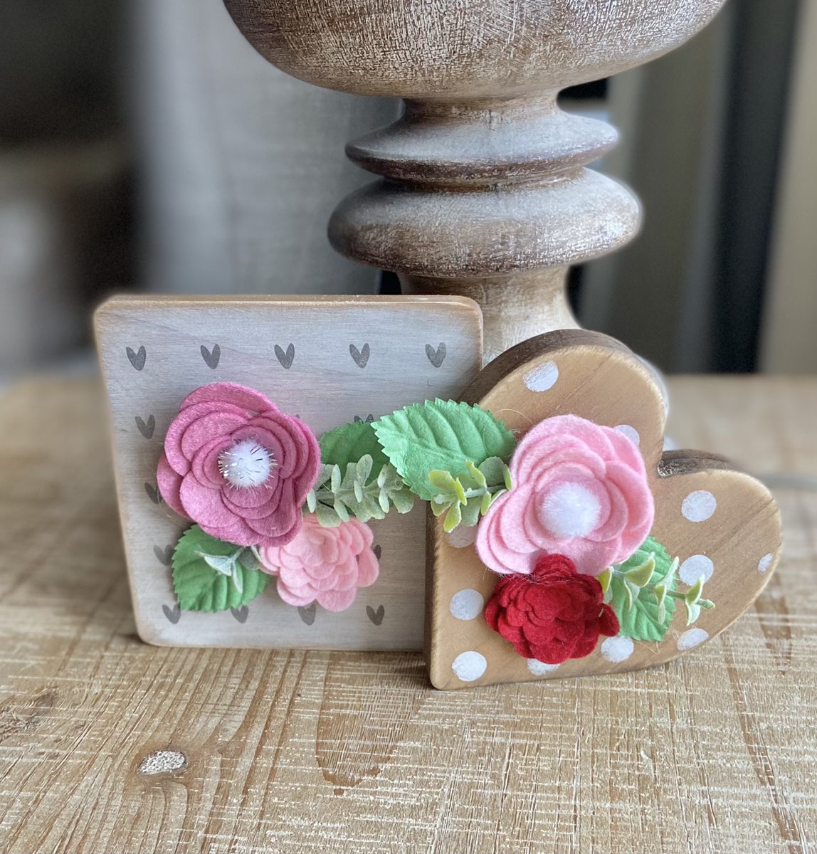 Felt Flower Valentine’s Day Shelf Sitter Kit