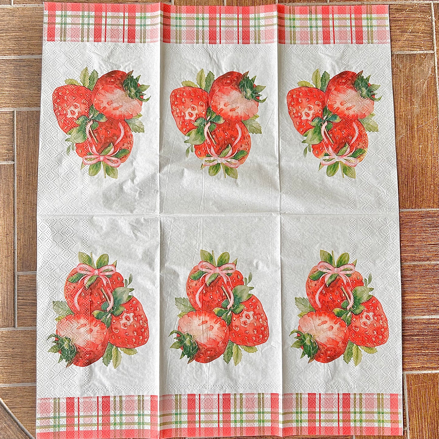 Napkin Bundle | Strawberries 2.0