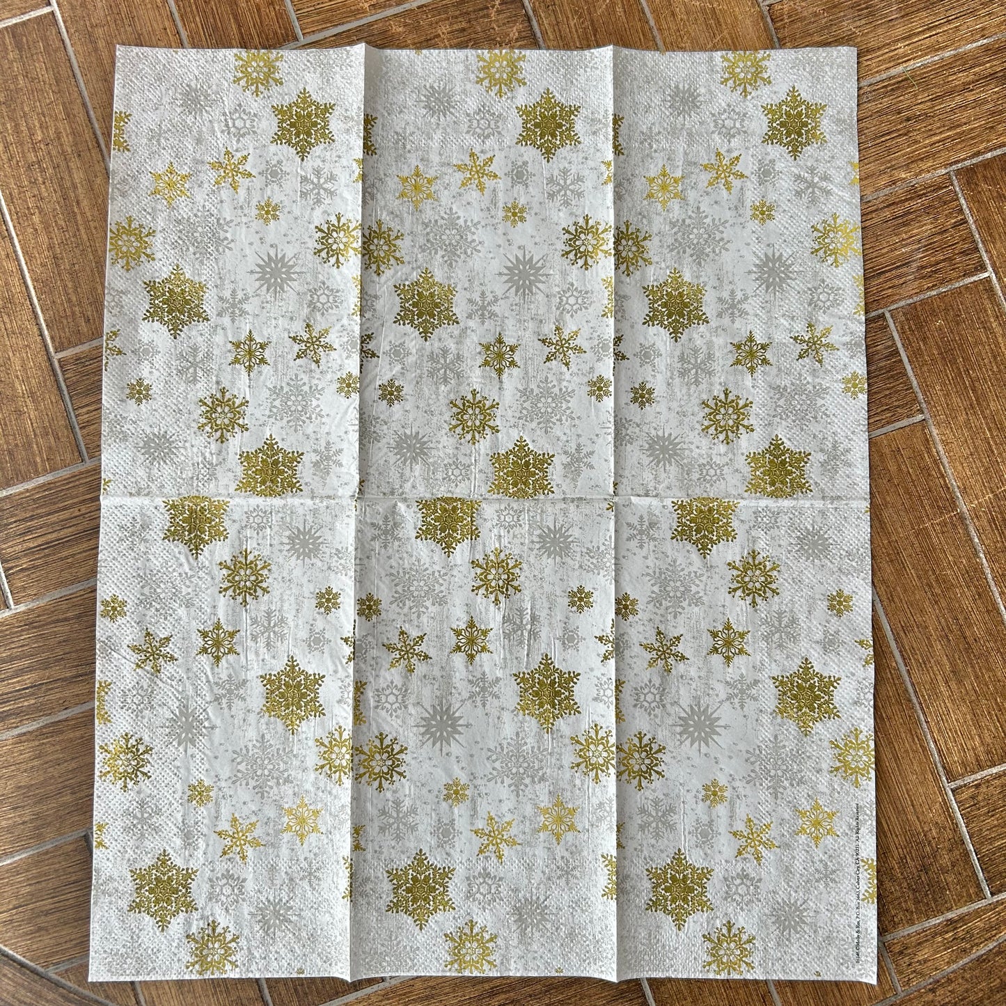 Napkin | Silver and Gold Snowflakes