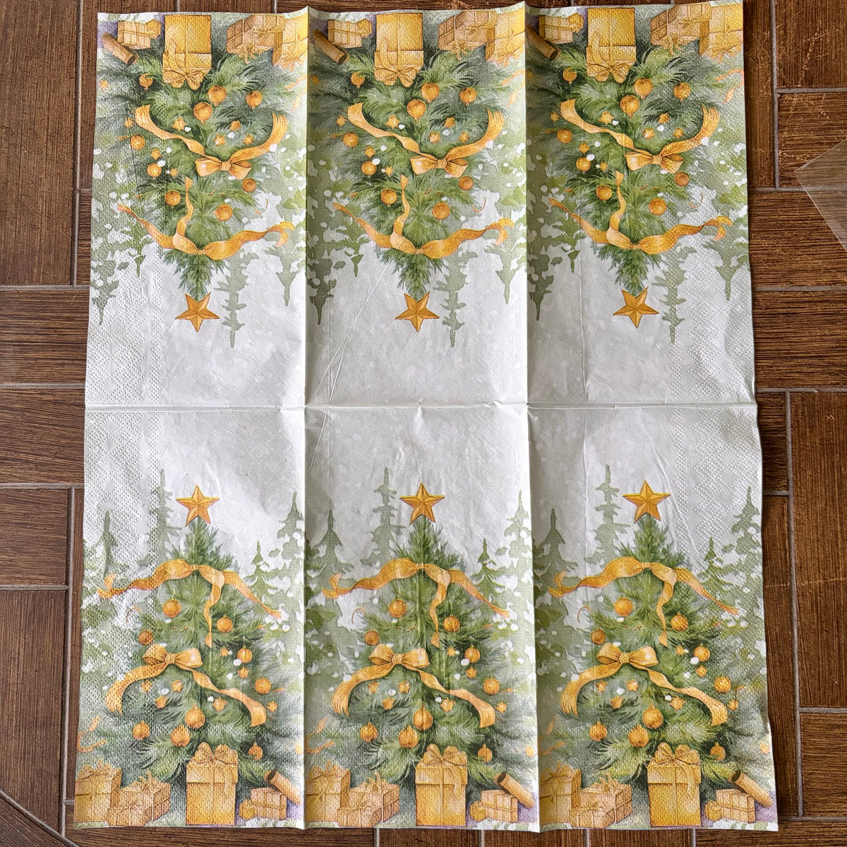 Napkin Bundle | Green & Gold Christmas Trees