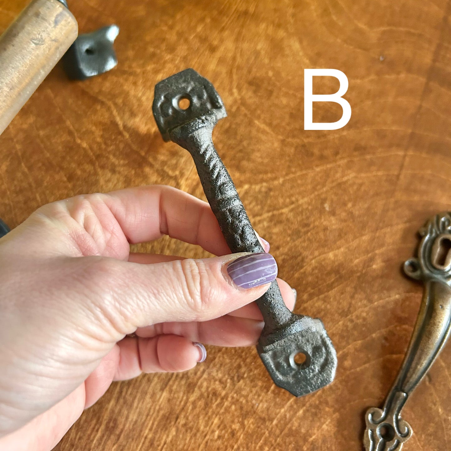 Tray & Sign Handles | Antiqued/Rusty/Bronze