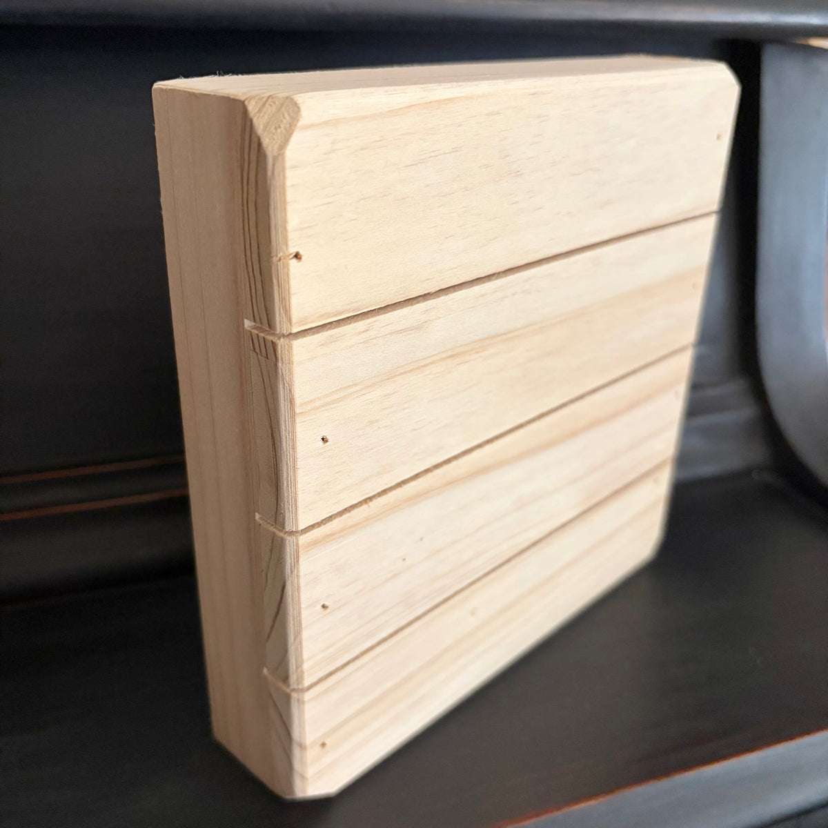 Chunky Planked Wood Square (6.25”)