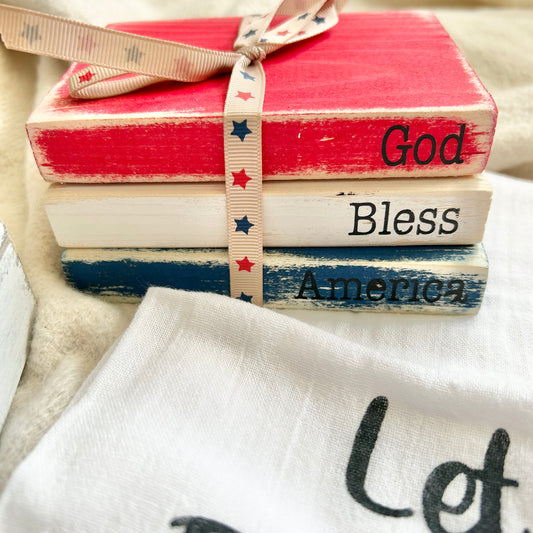 Tiered Tray Set | Patriotic