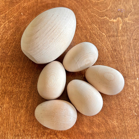 Eggs & Egg Cups (Wood)