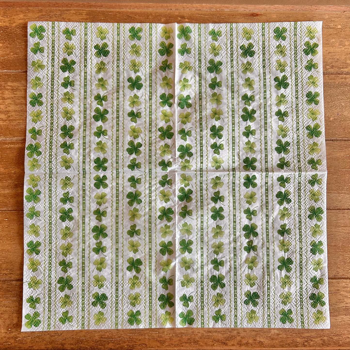 Napkin | Rows of Shamrocks