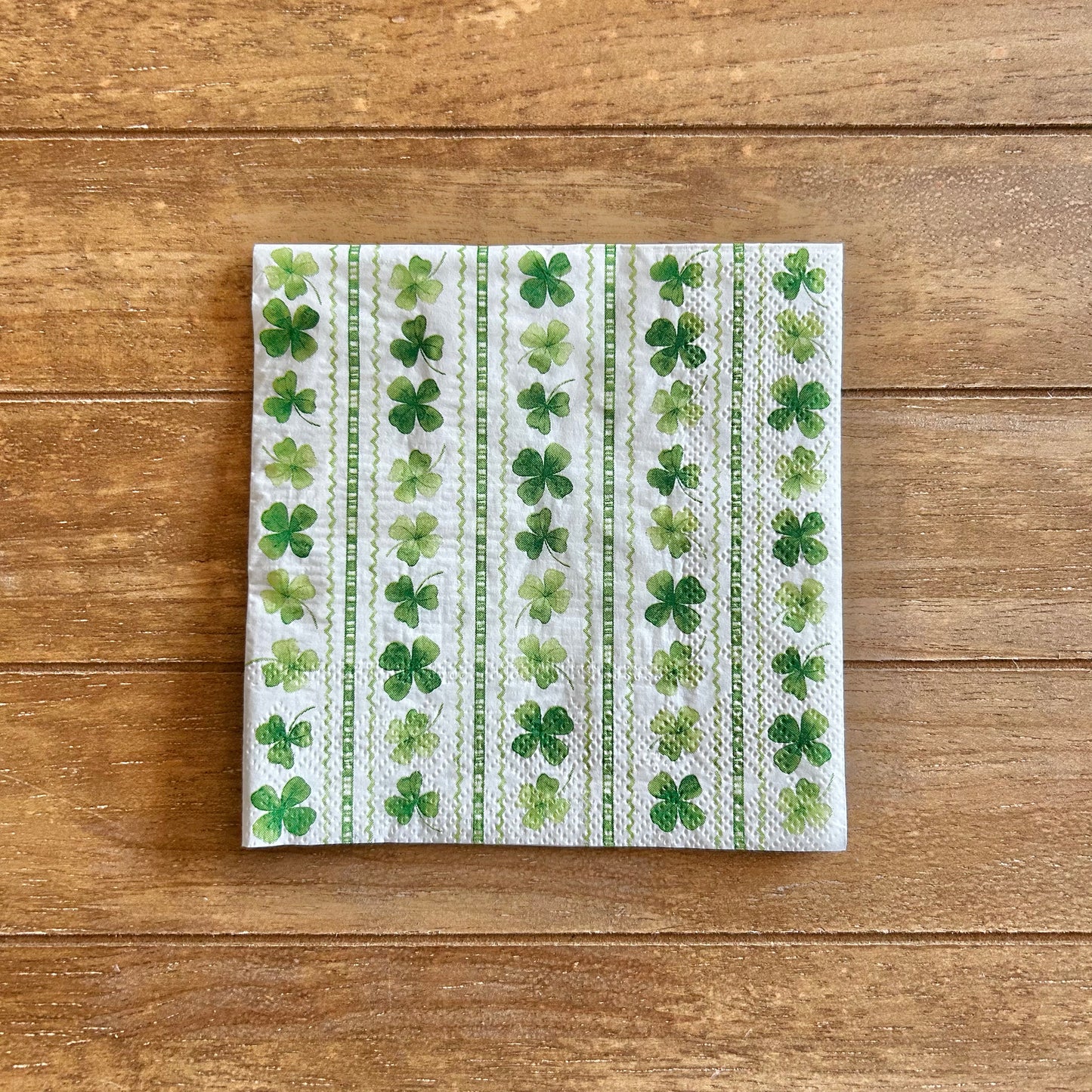 Napkin | Rows of Shamrocks