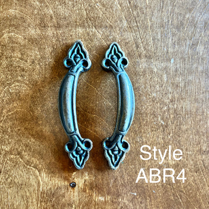 Tray & Sign Hardware | 2 packs