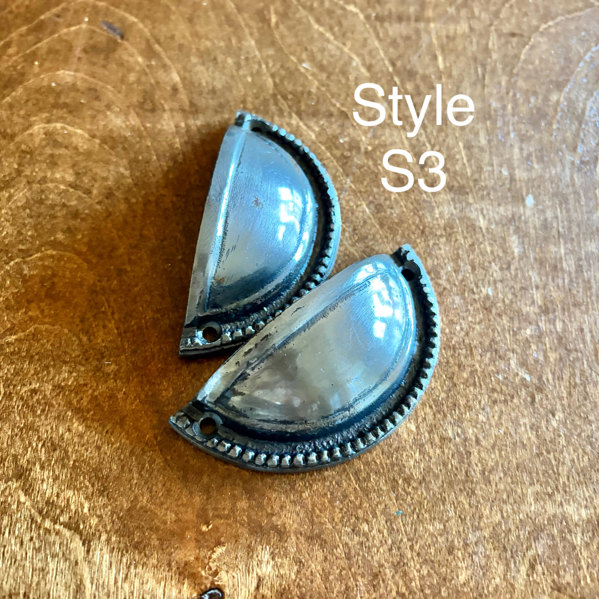 Tray & Sign Hardware | 2 packs