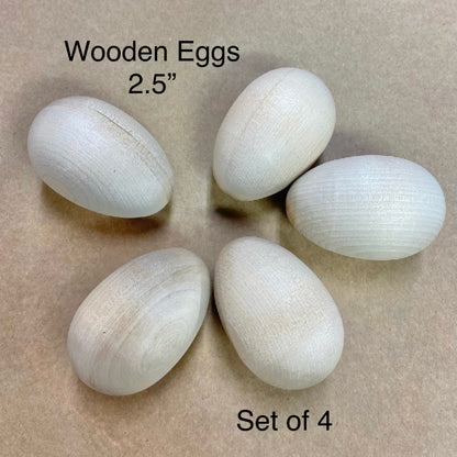 Eggs & Egg Cups (Wood)