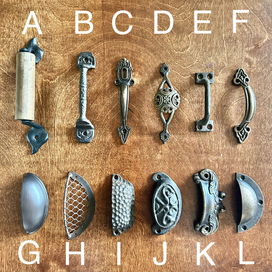 Tray & Sign Handles | Antiqued/Rusty/Bronze