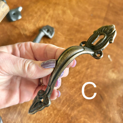 Tray & Sign Handles | Antiqued/Rusty/Bronze