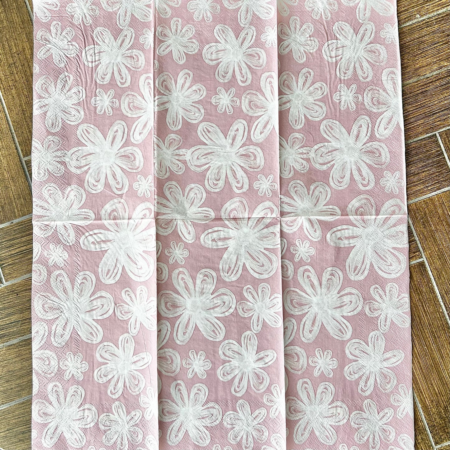 Napkin | Daisies on Pink