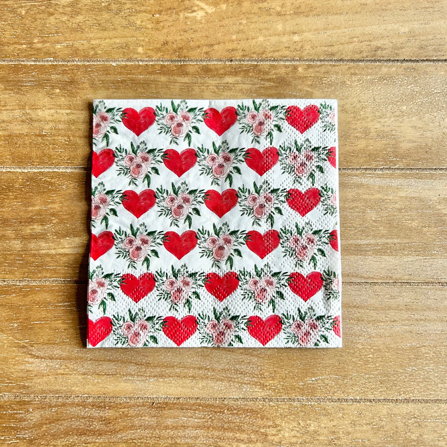 Napkin | Alternating Hearts and Flowers