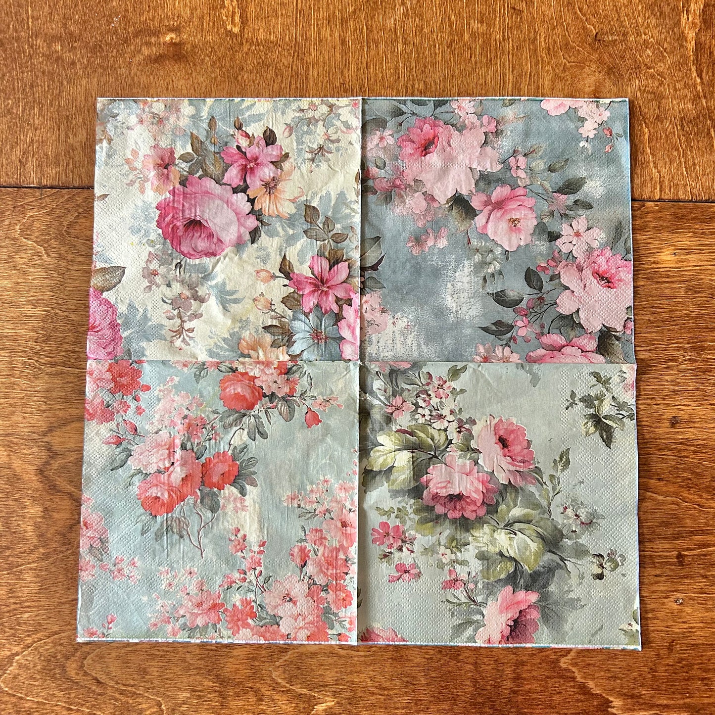 Napkin | Vintage Floral Quad Print