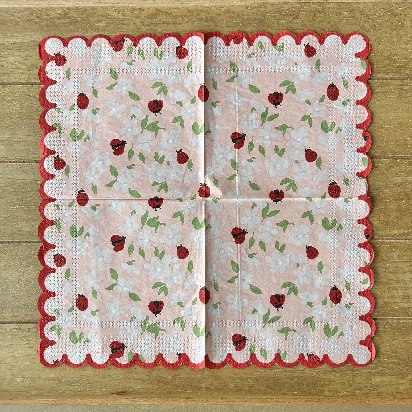 Napkin | Ladybug Scallop
