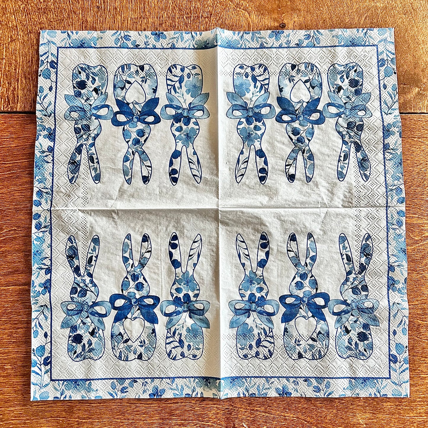 Napkin | Bunny Trio in Blues