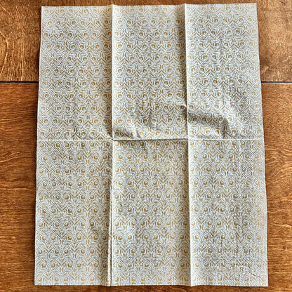 Napkin | Gold and White Print