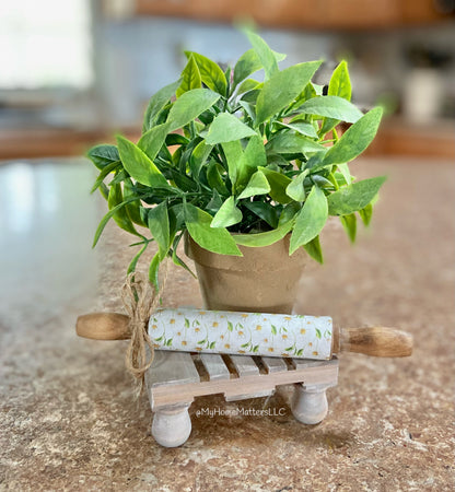 DIY Mini Pallet Riser